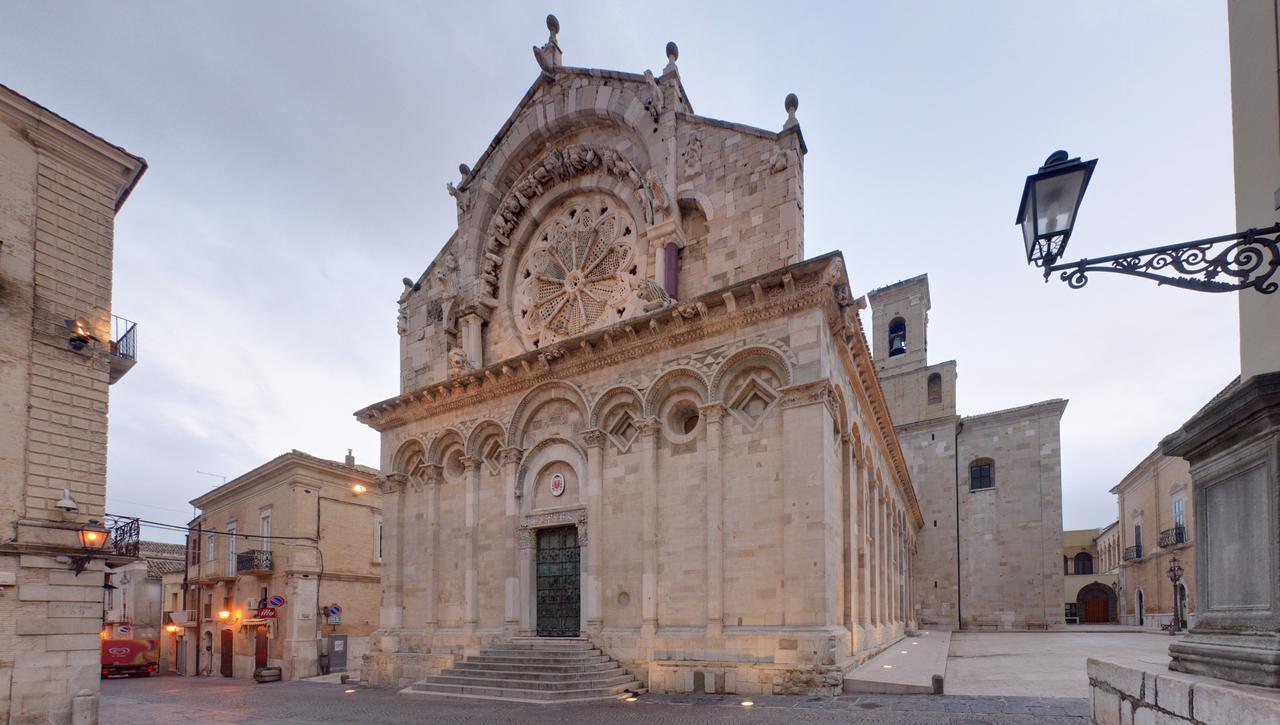 Svegliarsi Nei Borghi - La Patronale Bed and Breakfast Troia Buitenkant foto