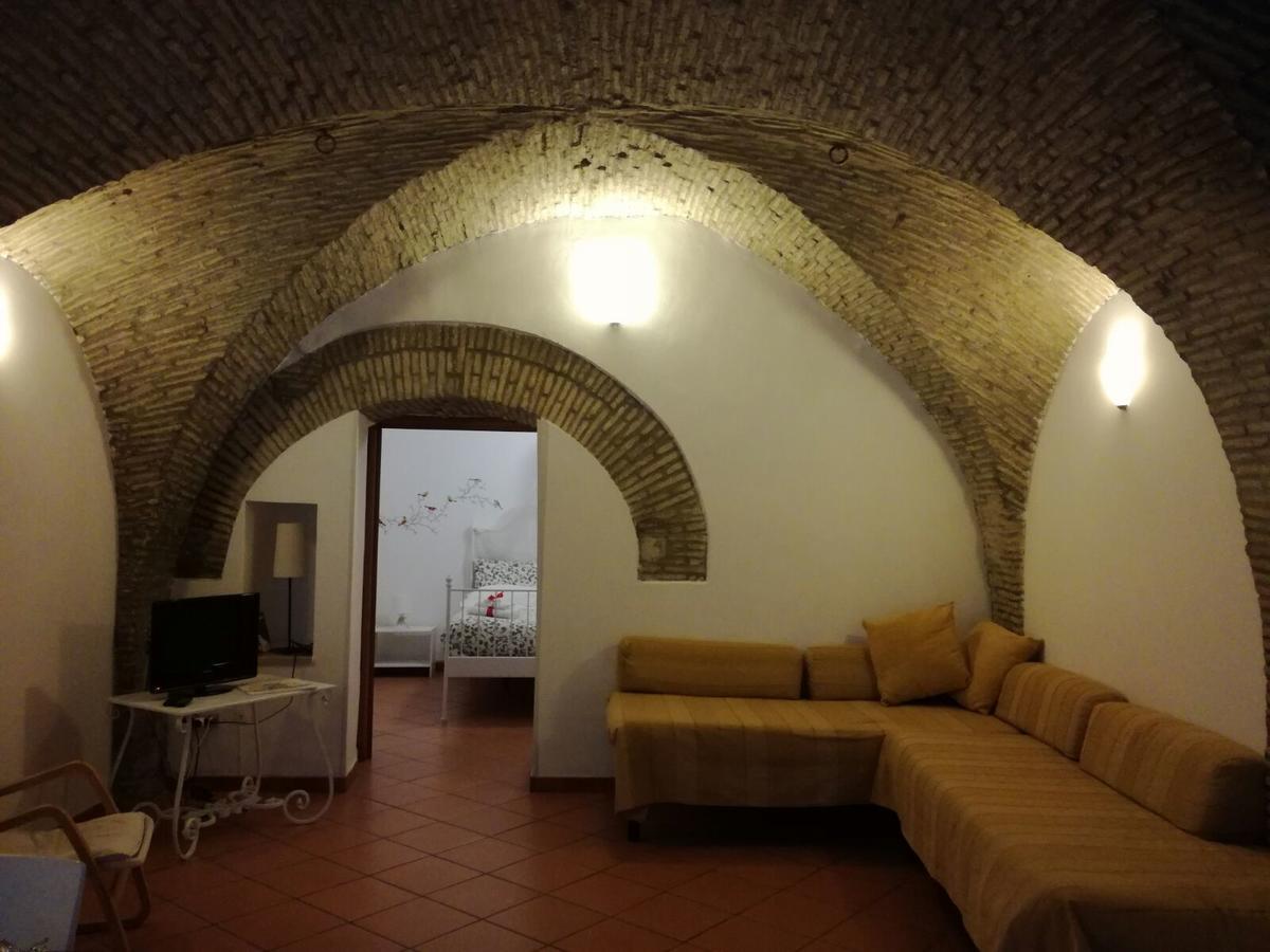 Svegliarsi Nei Borghi - La Patronale Bed and Breakfast Troia Buitenkant foto